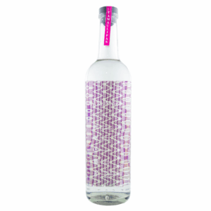 Botella de mezcal Derrumbes Tamaulipas 750 ml, agaves silvestres Funkiana y Americana, diseño morado ancestral.