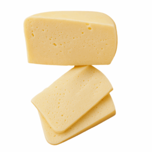 Queso Manchego Local Gourmet en bloque y rebanadas sobre fondo neutro.